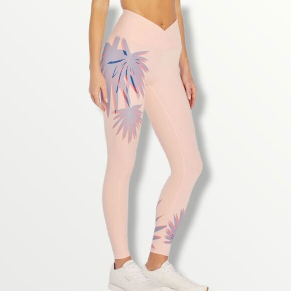 Wildfox SET Sasha Bra and Maci Legging - Picture 8 of 13